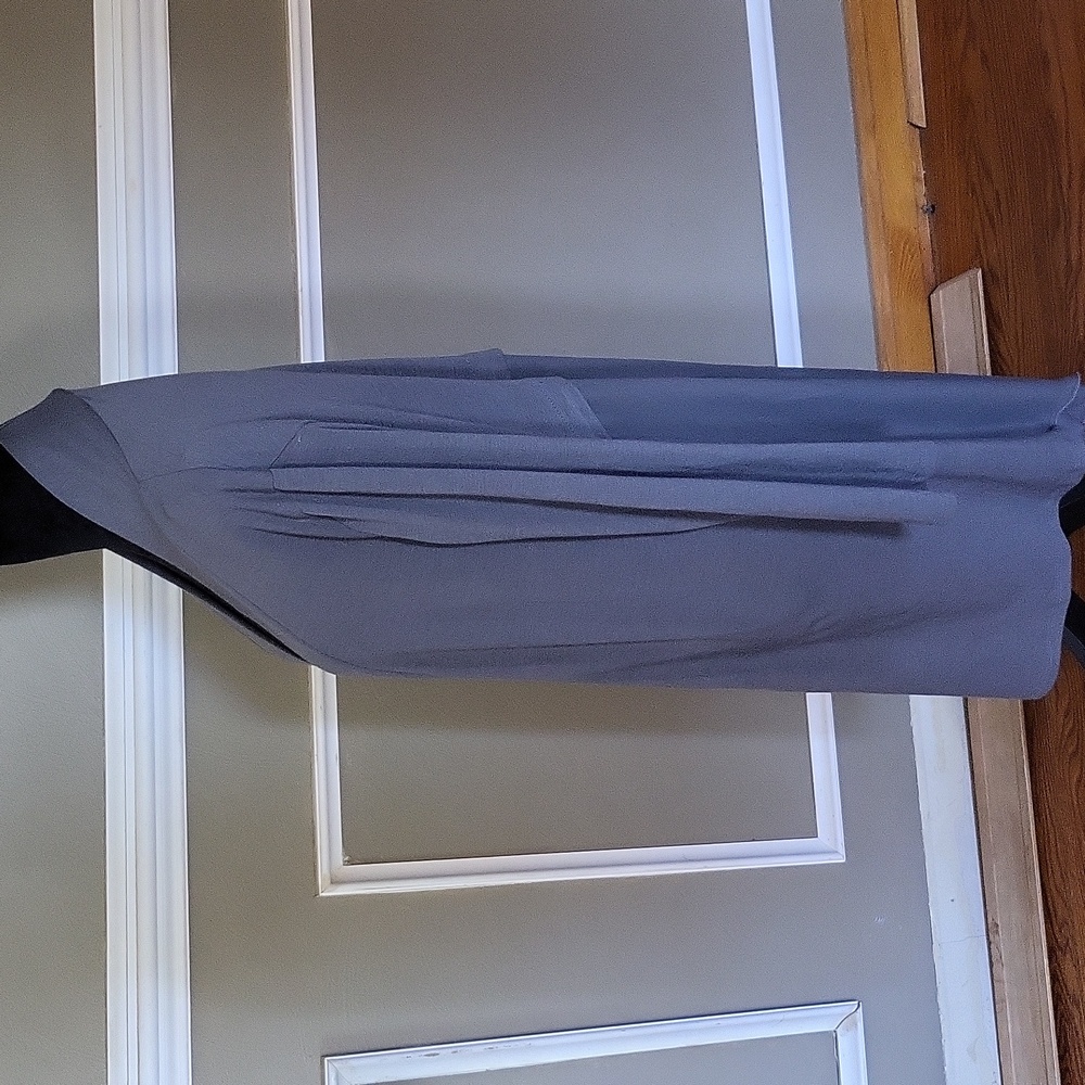 Notations Women's Gray Long Sleeve Top Sheer Back Size Medium - Picture 4 of 10